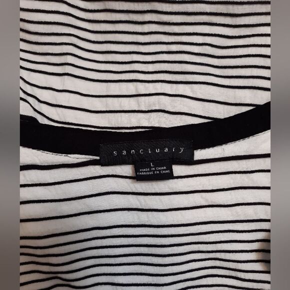 Sanctuary textured strip vneck tunic top - Picture 5 of 5